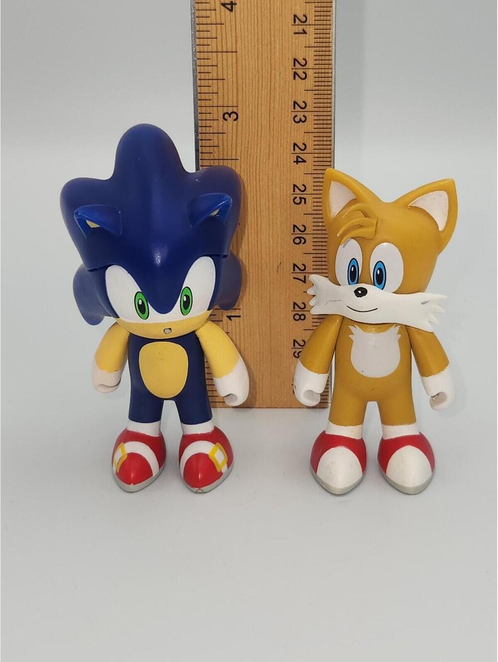 Kidrobot Sonic The Hedgehog & Tails Action Figures 2-Pack SEGA Vinyl Figures B2